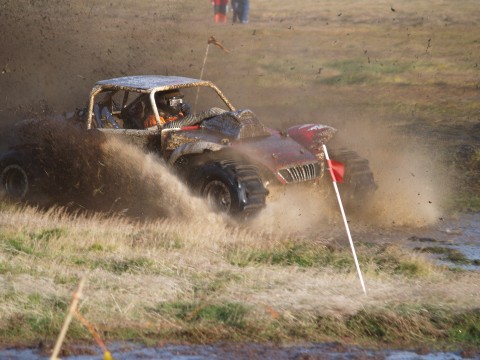 Benedikt gets through the whole mud track and receives the second place.